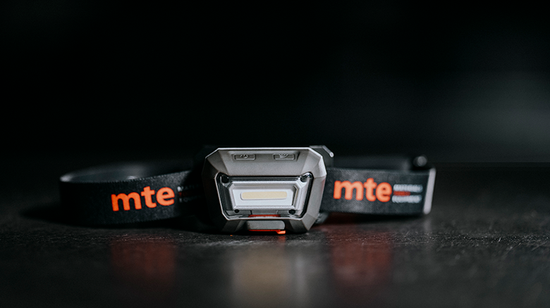 Налобный фонарик MTE